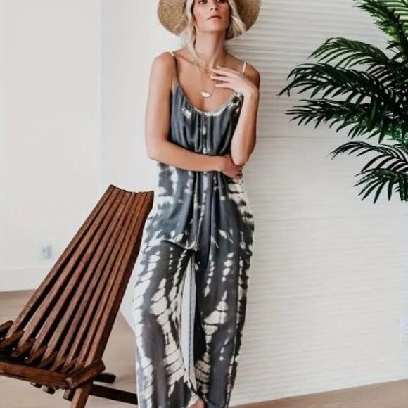 Plus Size Boho , Women's Plus Tie Dye V Neck Medium Stretch Jumpsuit - Picture 6 of 10